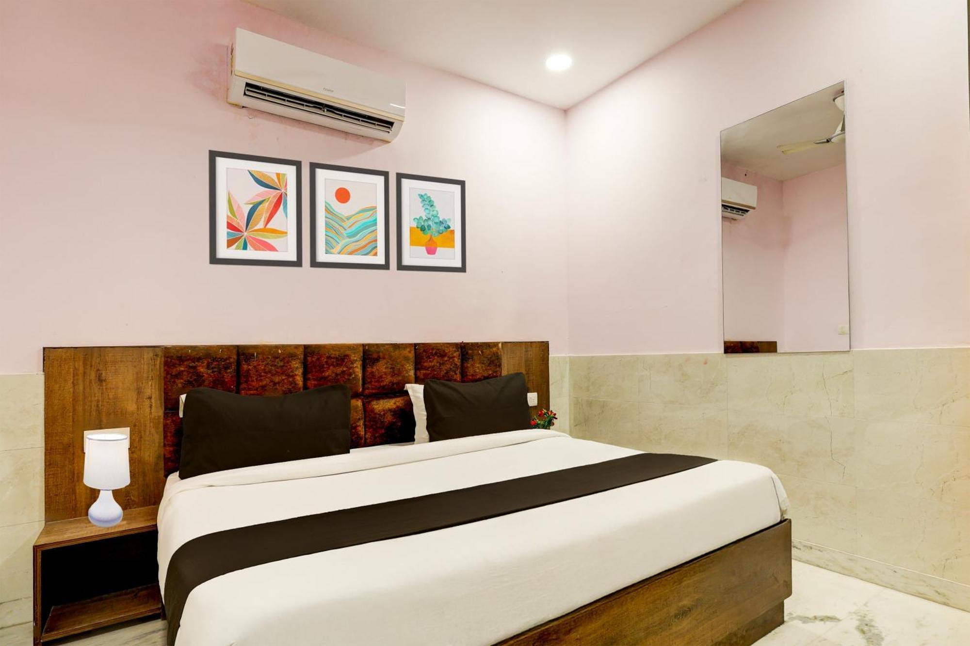 Super Hotel O Alipur Narela Kültér fotó