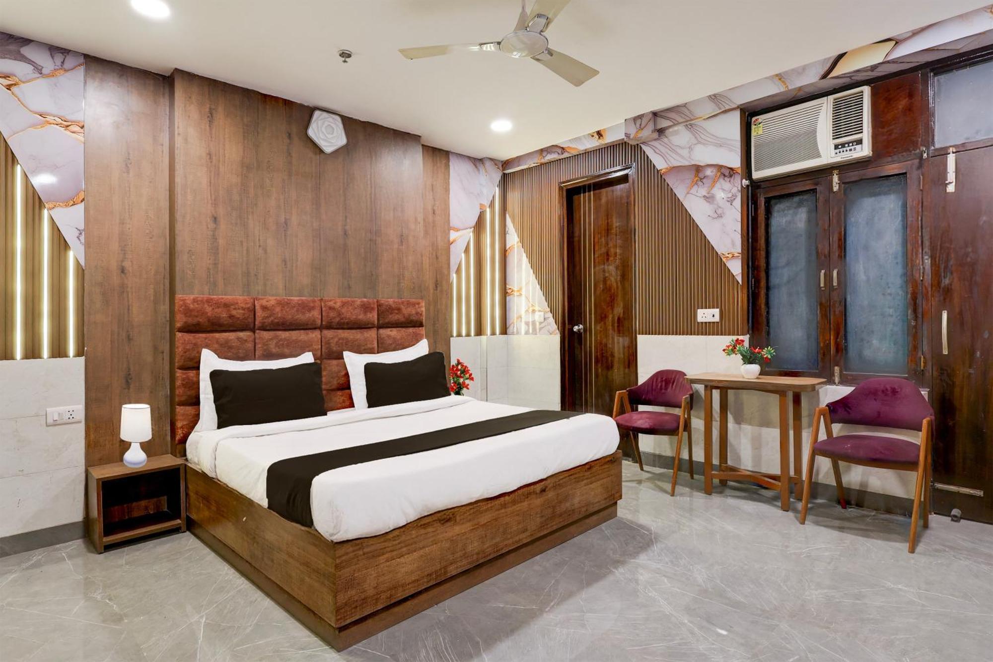 Super Hotel O Alipur Narela Kültér fotó