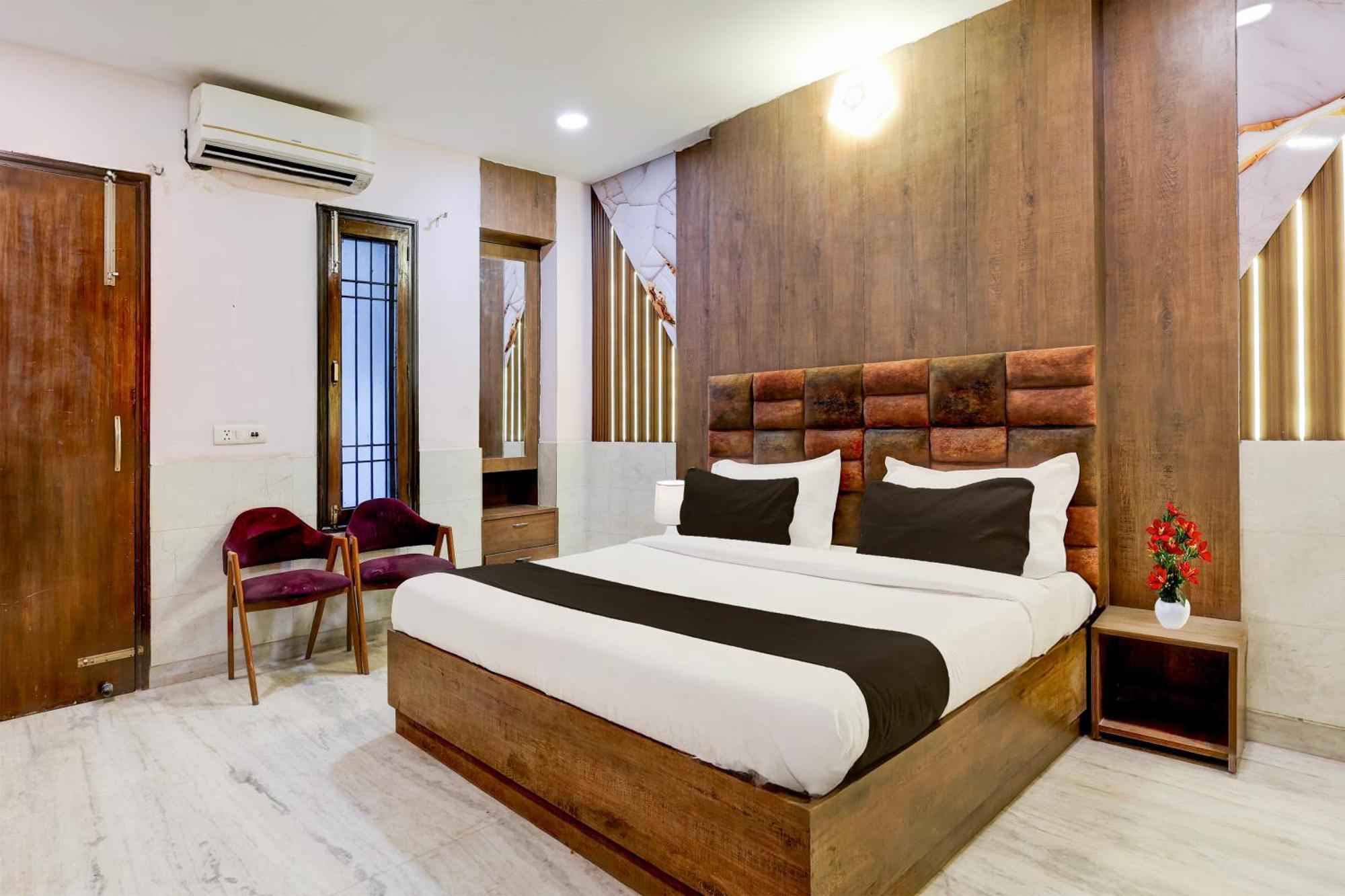 Super Hotel O Alipur Narela Kültér fotó