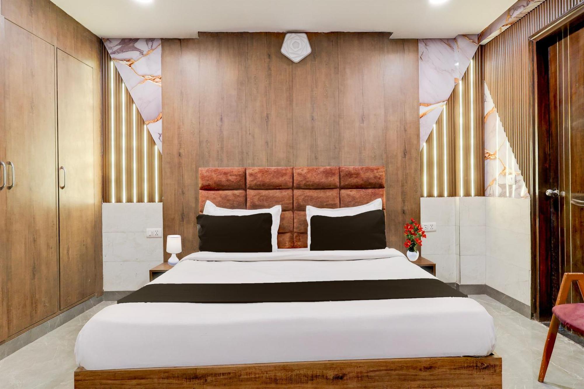 Super Hotel O Alipur Narela Kültér fotó